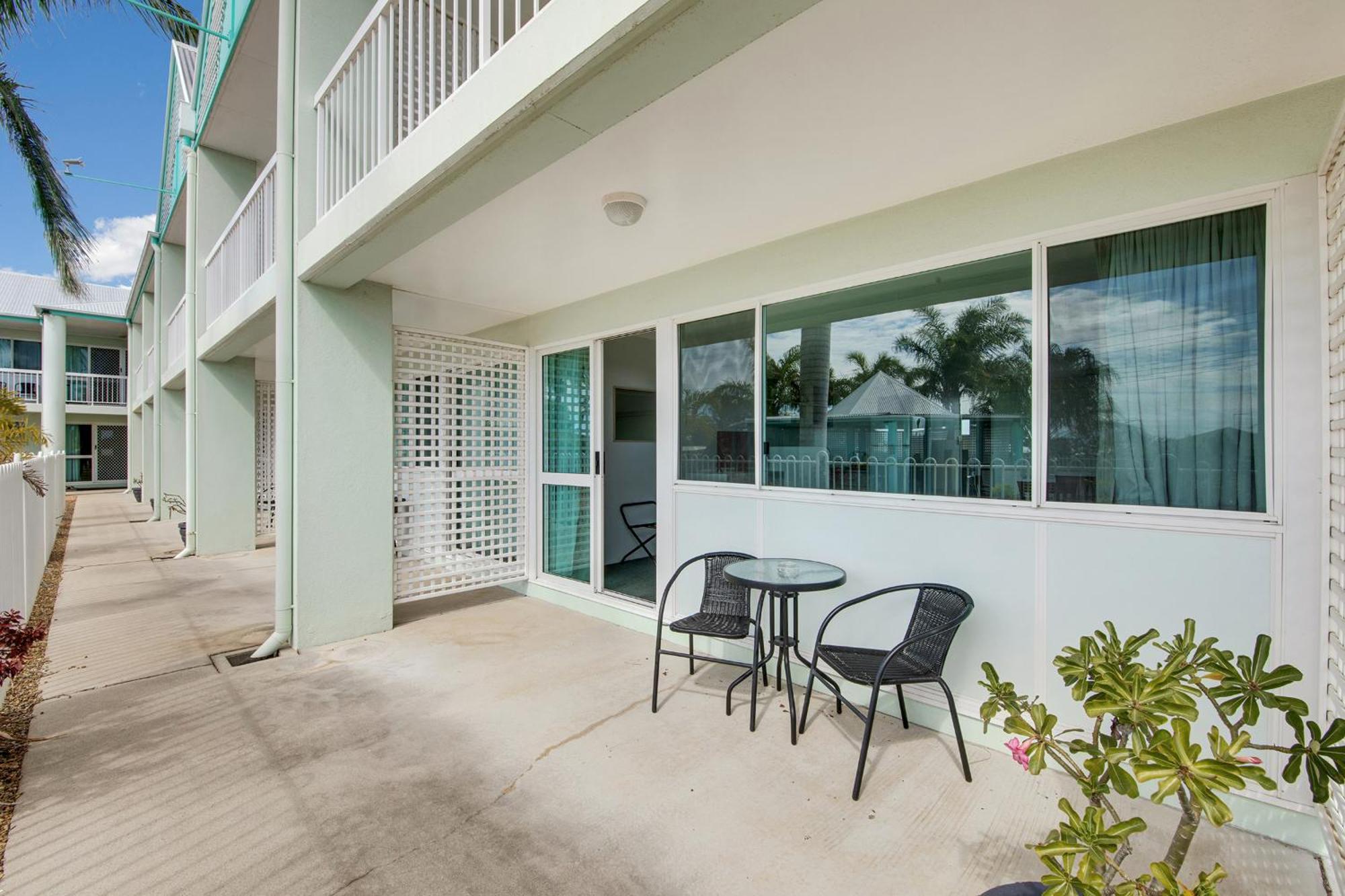 Motel Reef Adventureland Tannum Sands